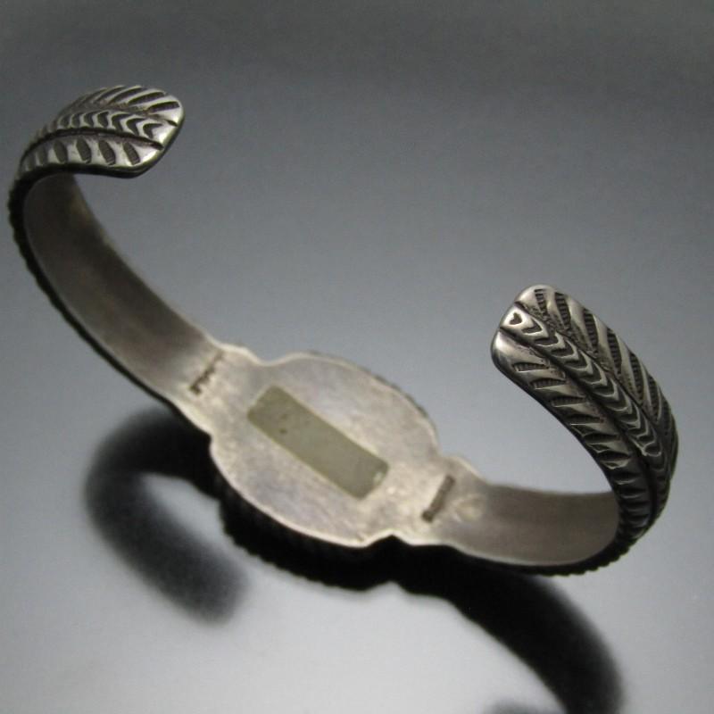 NAVAJO族 Eugene Hale作 インディアンジュエリー バングル