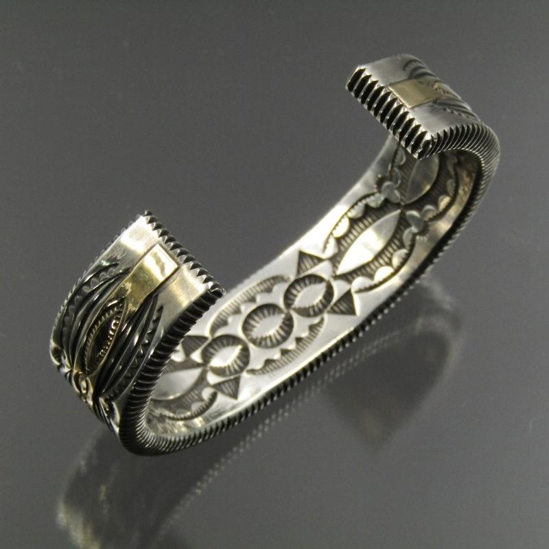 良品 Navajo ナバホ族 バングル ヘビーゲージ 14K ゴールド 良品 Navajo ナバホ族 バングル ヘビーゲージ 14K ゴールド