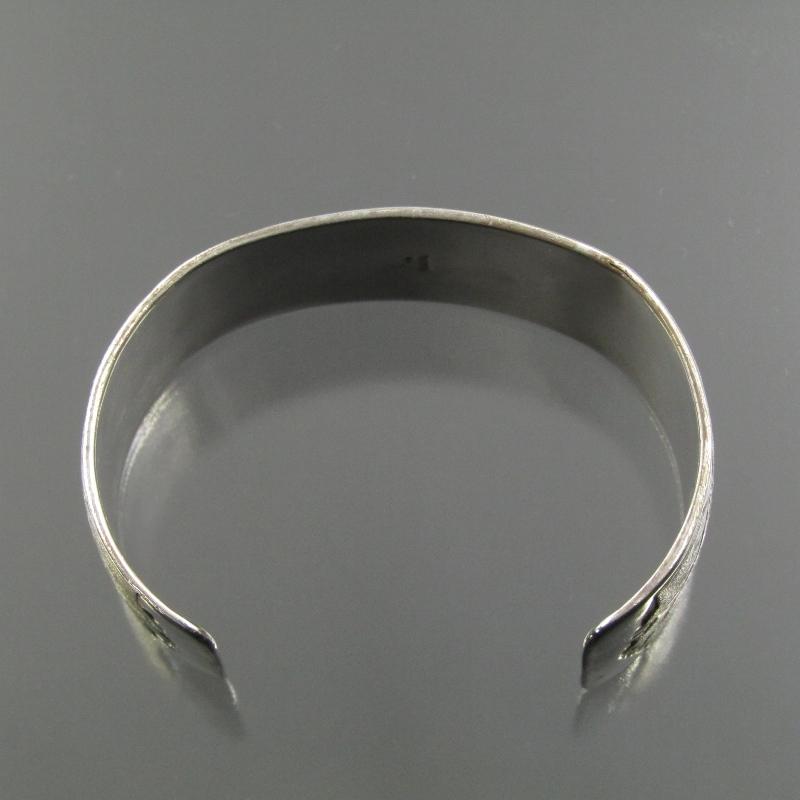 ナバホ ビンテージバングルsterling 極太TAHE TAHE” NAVAJO族 Silver Bangle | TAPA TAPP