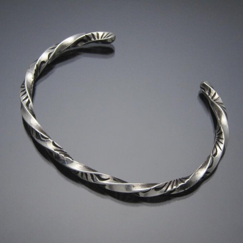 良品 Arnold Goodluck ナバホ族 バングル ツイスト スタンプ