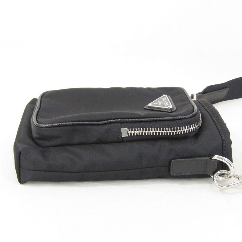 美品 PRADA プラダ Re-Nylon スマートフォンケース 2ZH155 2DMI F0002 ショルダーバッグ ポーチ ブラック 30012194 美品 PRADA プラダ Re-Nylon スマートフォンケース 2ZH155 2DMI F0002 ショルダーバッグ ポーチ ブラック 30012194