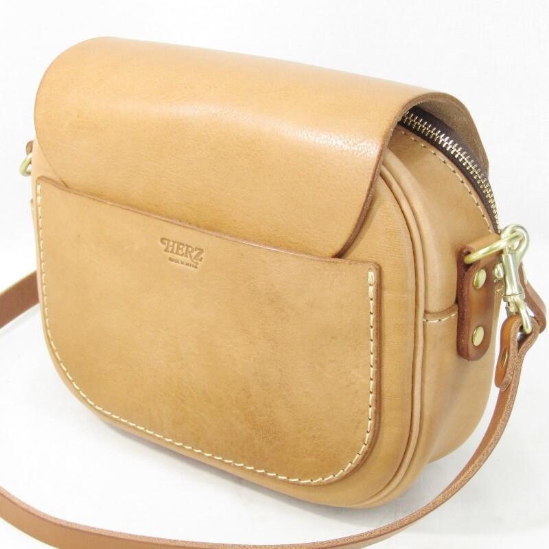 HERZ 美品 ヘルツ ショルダーバッグ 50周年記念 ベルリーナ CT HERZ 美品 ヘルツ ショルダーバッグ 50周年記念 ベルリーナ CT