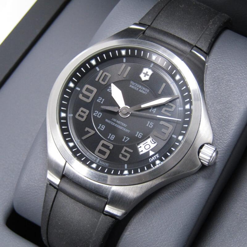 VICTORINOX ビクトリノックス 241462 腕時計 BASE CAMP ベース