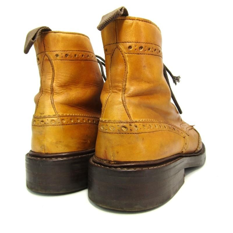 Tricker