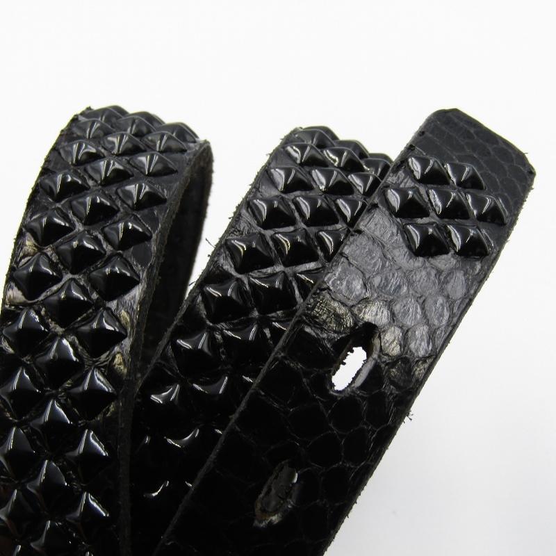 HTC BLACK パイソン ピラミッド スタッズ ベルト size.36 HTC BLACK パイソン ピラミッド スタッズ ベルト size.36