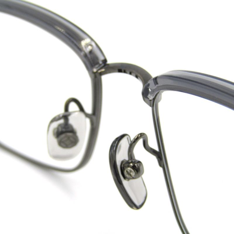 999.9…超美品！ブラック メタルフレーム メガネ(度あり)…ケースあり 精悍なプラスチックフレームにチラ見せメタルのエッセンス。999.9
