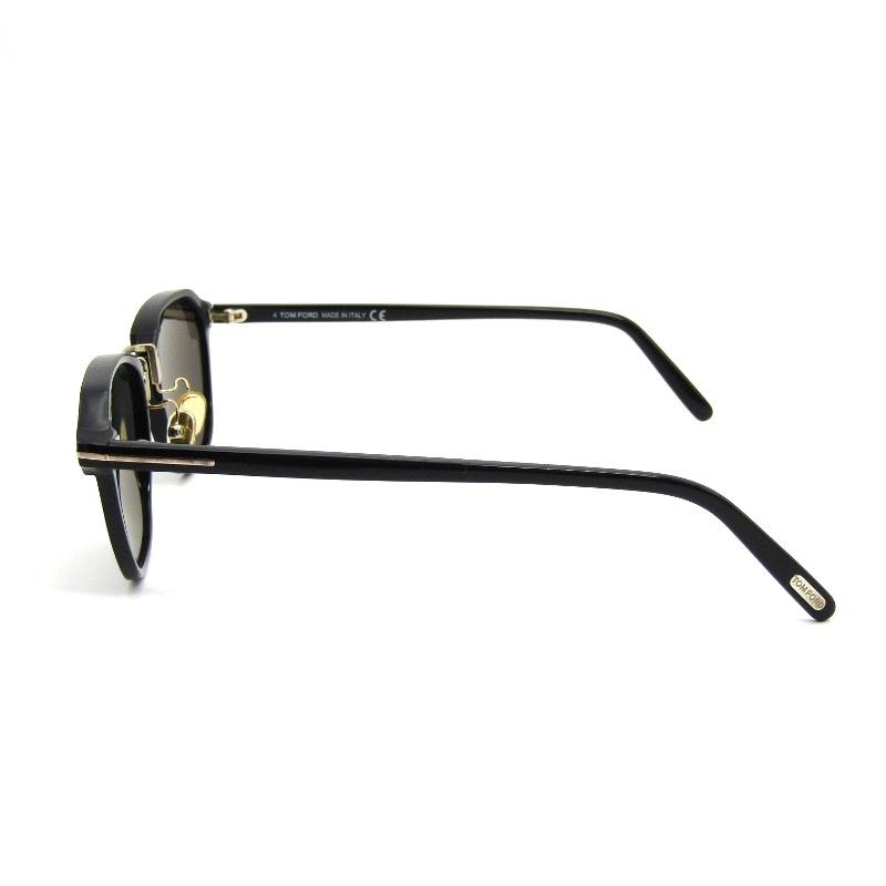 TOM FORD（トムフォード） 美品 サングラス TF878-D イタリア製 01A