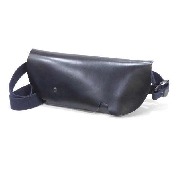 美品 Uni＆co. ユニアンドコー レザー メッセンジャーバッグXS 【公式