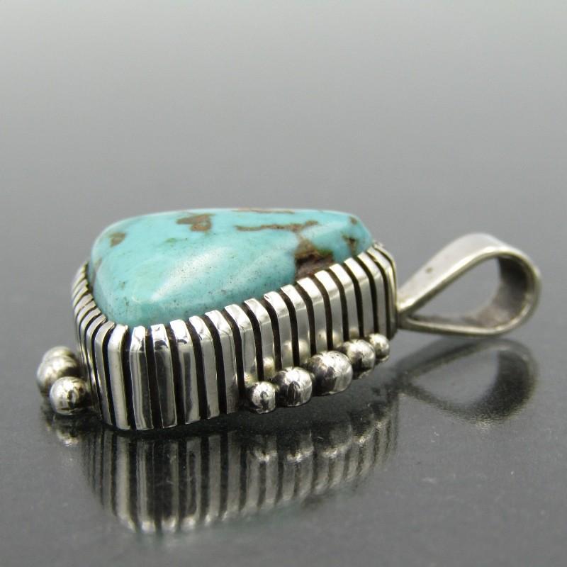 HOWARD NELSON ハワードネルソン ターコイズペンダントトップ ハワードネルソン ペンダント - FOUR CORNERS インディアン