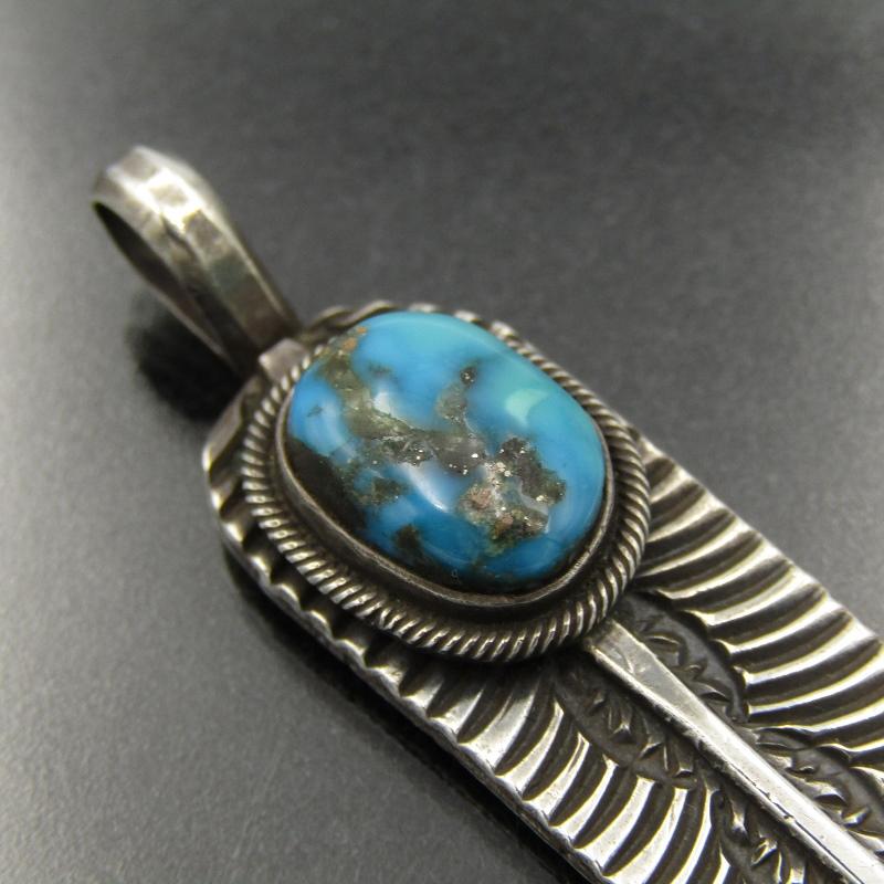 良品 Gary Reeves ナバホ族 ペンダント フェザー モレンシ 良品 Gary Reeves ナバホ族 ペンダント フェザー モレンシ