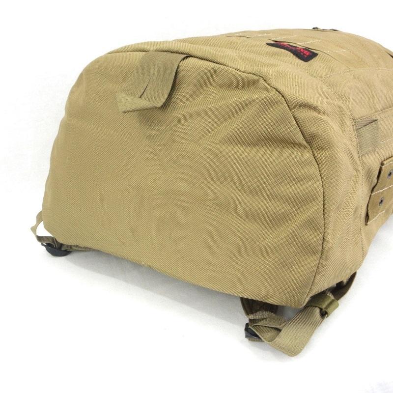 美品✨　ブリーフィング　リュック　neo at pack ベージュ　タンカラー BRIEFING 美品 ブリーフィング NEO FORCE ネオフォース
