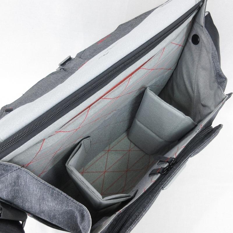 Peak Design メッセンジャーバッグ グレー 【公式通販】