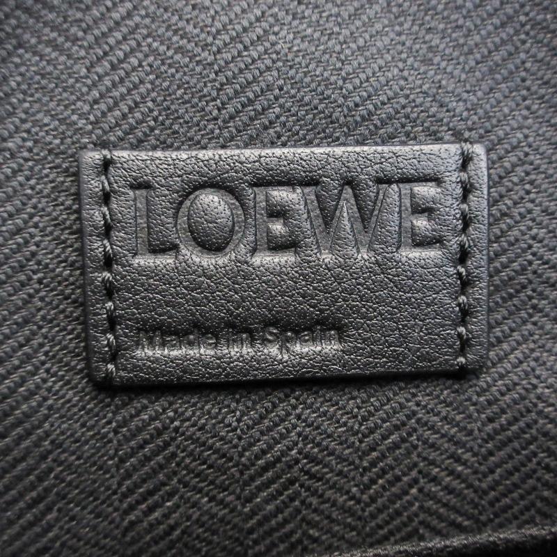 美品 LOEWE ロエベ クラッチバッグ C500W05X01 ブランド T 美品 LOEWE ロエベ クラッチバッグ C500W05X01 ブランド T