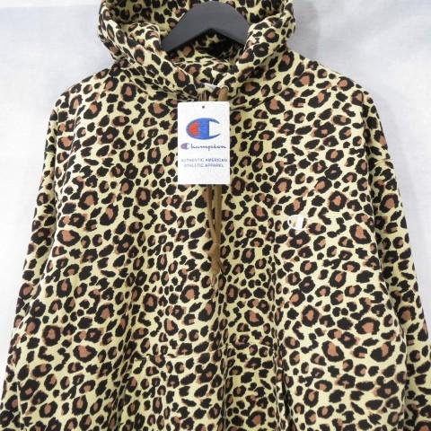 未使用 Champion チャンピオン プルオーバーパーカー C3-A124  