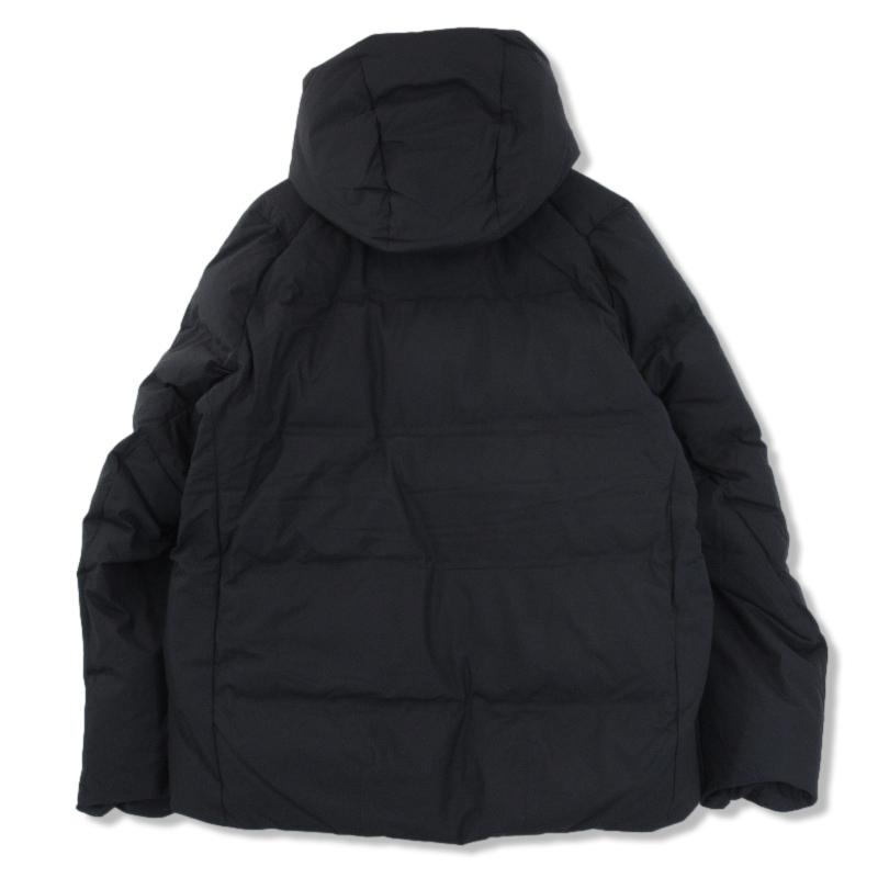 DESCENTE デサントオルテライン ダウンジャケット 新品未使用 O 黒
