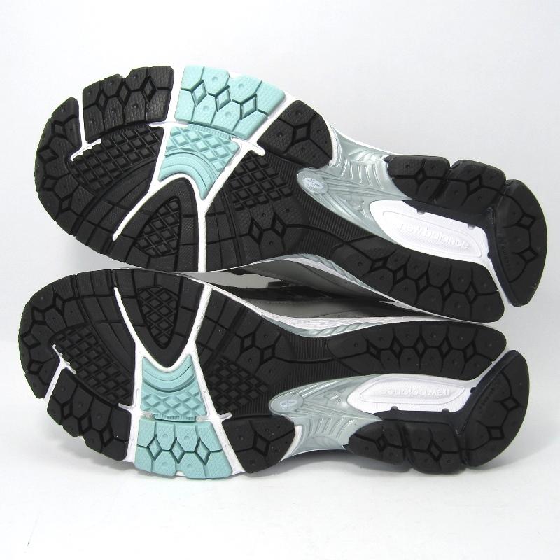 【最終価格】新品未使用New Balance × atmos M2002RAT New Balance M2002RAT GREY 22SS-S（ニューバランス M2002RAT