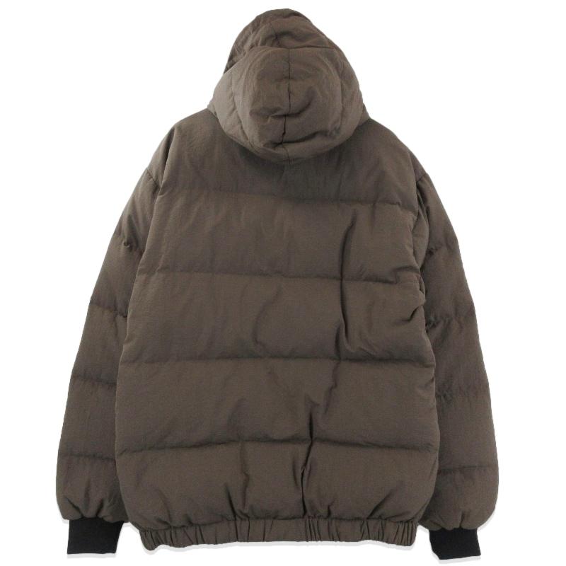 未使用 MOUNTAIN EQUIPMENT マウンテンイクイップメント ダウン