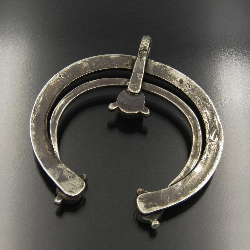 美品 Dyaami Lewis アコマ/ラグナ族 ペンダント ターコイズ ナジャ