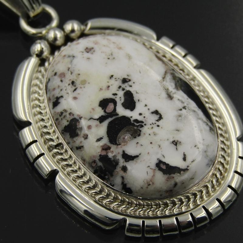 インディアンジュエリー◎ネックレストップ◎ランニングベアー◎STERLING