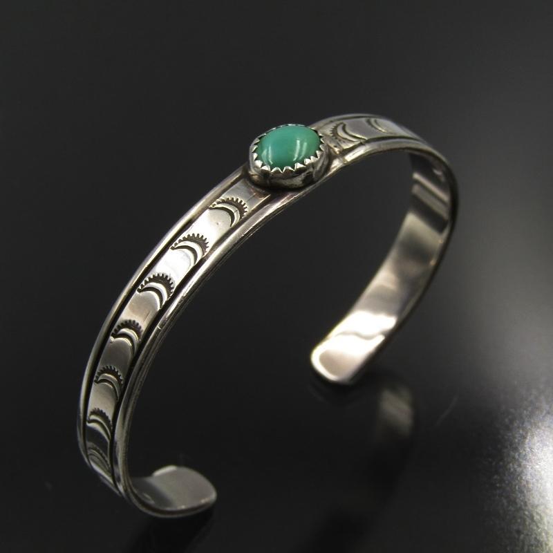 Navajo ナバホ族 バングル FF作 ターコイズ インディアンジュエリー
