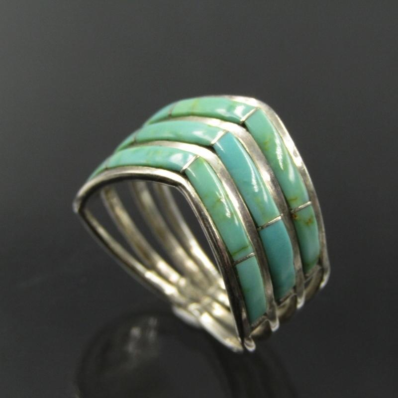 シルバーリング ナバホ族 KG作 3点セット Navajo ナバホ族 リング AE作 ターコイズ インレイ V字 ナバホ