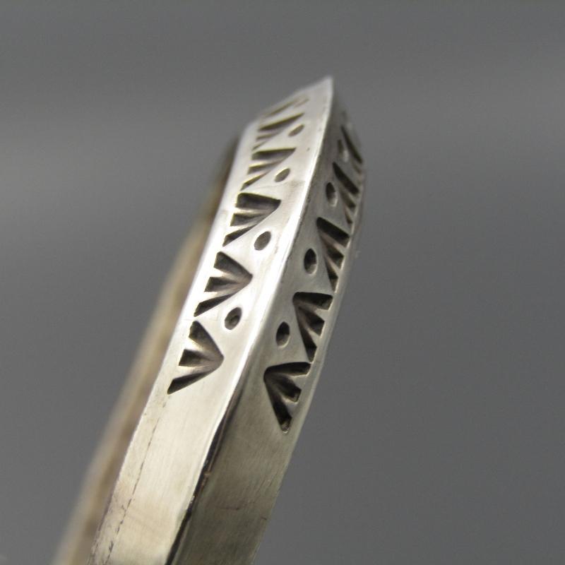 美品 Herman Smith ナバホ族 バングル トライアングル ハーマン 美品 Herman Smith ナバホ族 バングル トライアングル ハーマン