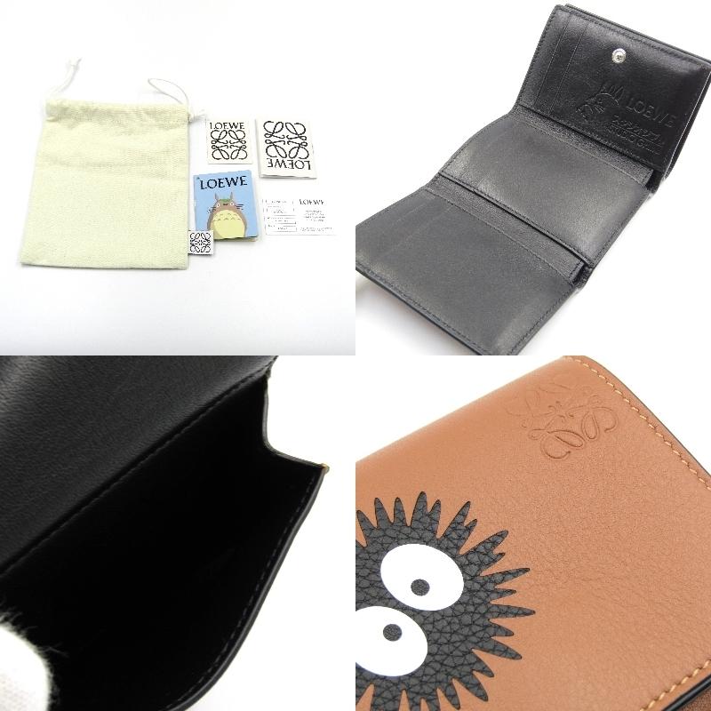 美品 LOEWE × スタジオジブリ ロエベ 三つ折り財布 C643TR2X01 美品 LOEWE × スタジオジブリ ロエベ 三つ折り財布 C643TR2X01