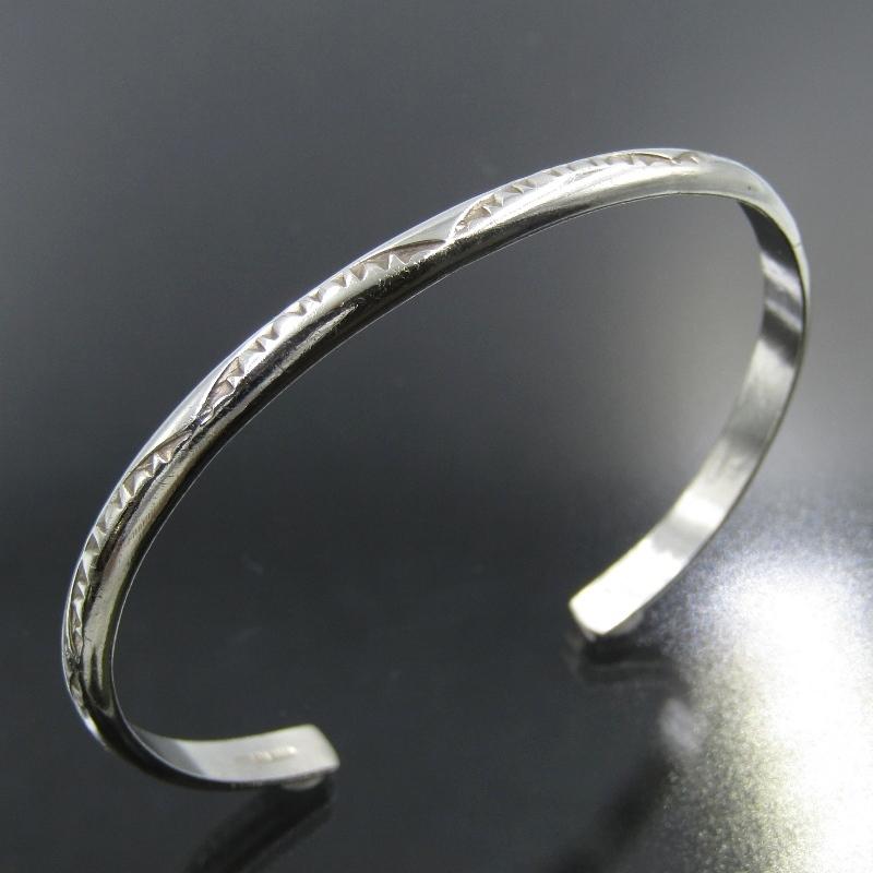 『*』様 navajo バングル　ブレスレット Navajo ナバホ族 バングル スタンプ RATTLESNAKE ブレスレット