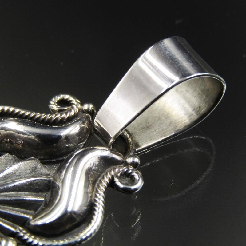 良品 Derrick Gordon ナバホ族 ペンダント ビズビー デリック 良品 Derrick Gordon ナバホ族 ペンダント ビズビー デリック