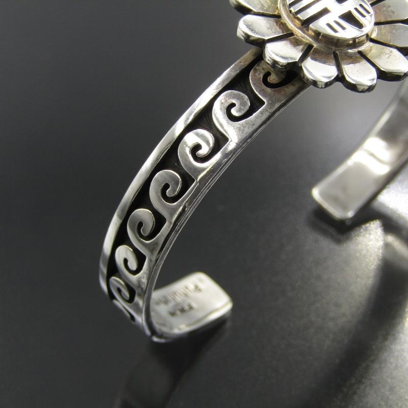 美品 Fernand Puhuhefvaya ホピ族 バングル サンフェイス オーバーレイ 