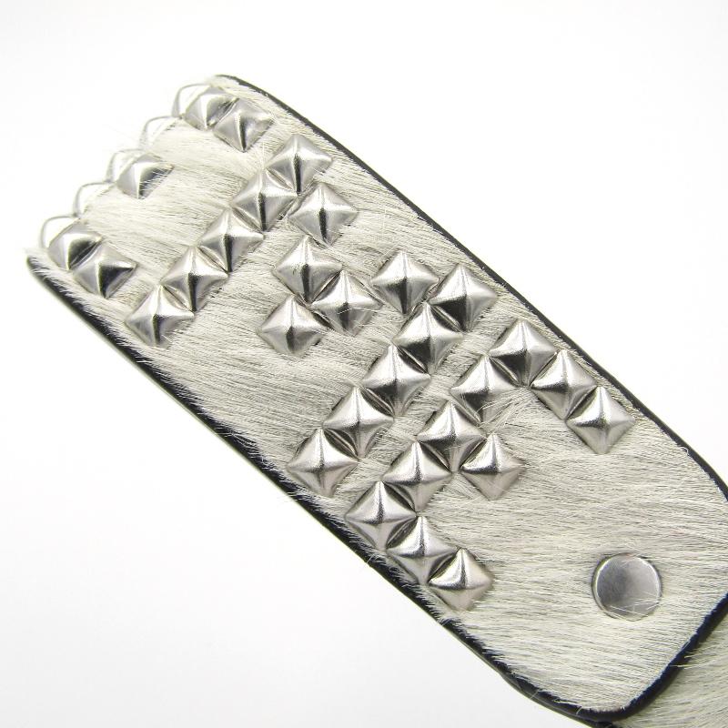 Supreme シュプリーム　HTC スタッズ付きキーホルダー Supreme×HTC 23SS Hollywood Trading Company Studded Keychain