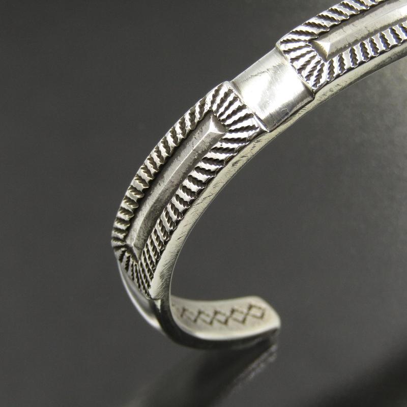 Perry Shorty ナバホ族 バングル スタンプワーク 9mm ペリーショー