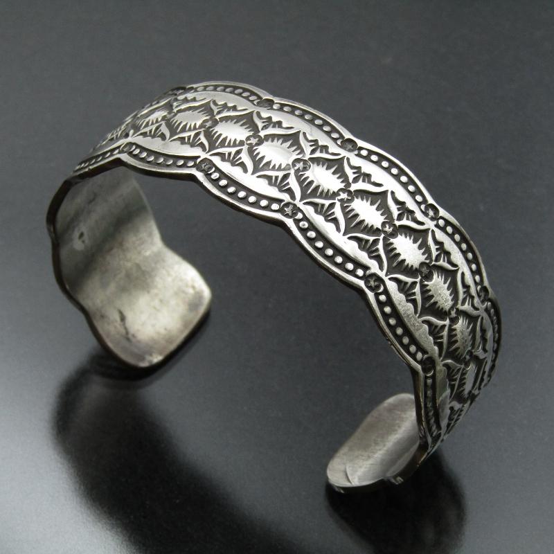 Gary Reeves ナバホ族 バングル スタンプワーク ゲーリーリーブス