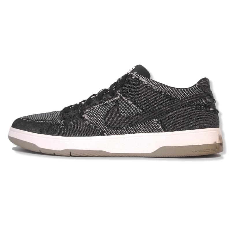 NIKE SB × MEDICOM TOY ナイキ ZOOM DUNK LOW ELITE QS 877063-002 