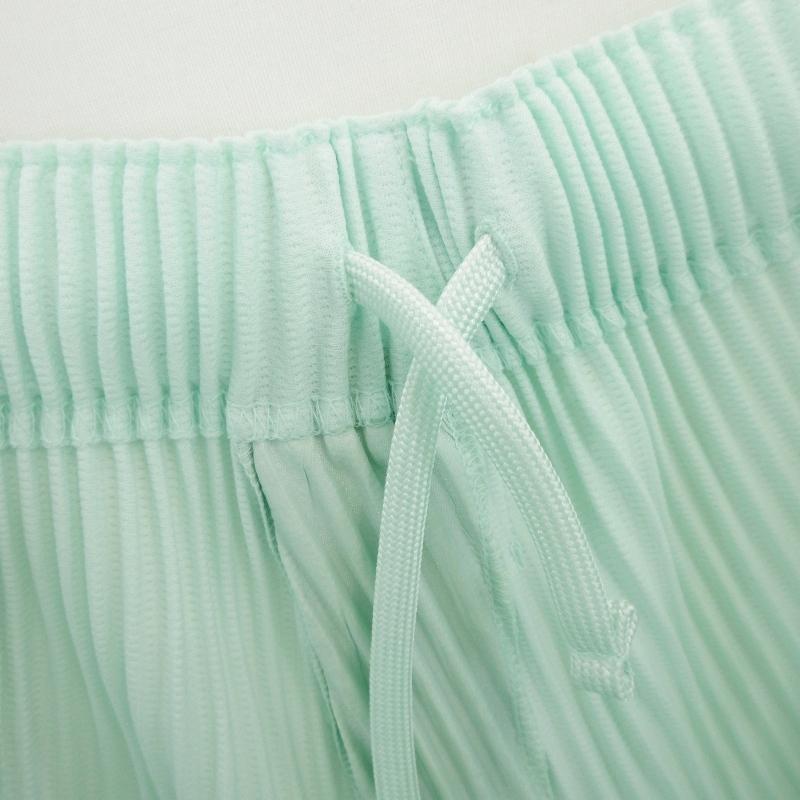 美品 HOMME PLISSE ISSEY MIYAKE オムプリッセ イッセイミヤケ イージーパンツ HP51JF362　KINETIC SCULPTURE MINT GREEN 2  99000645 美品 HOMME PLISSE ISSEY MIYAKE オムプリッセ イッセイミヤケ