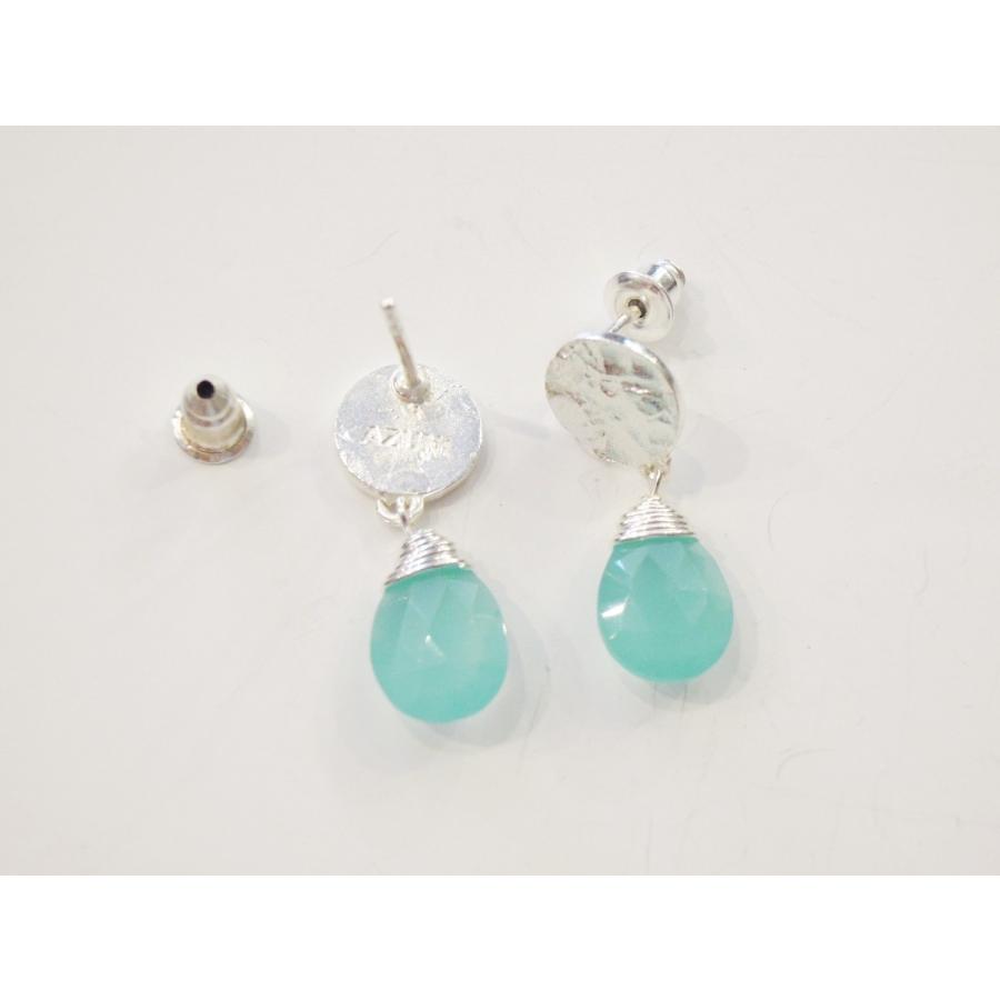 AZUNI（アズニ） アクアカルセドニー付きシルバーピアス レディース