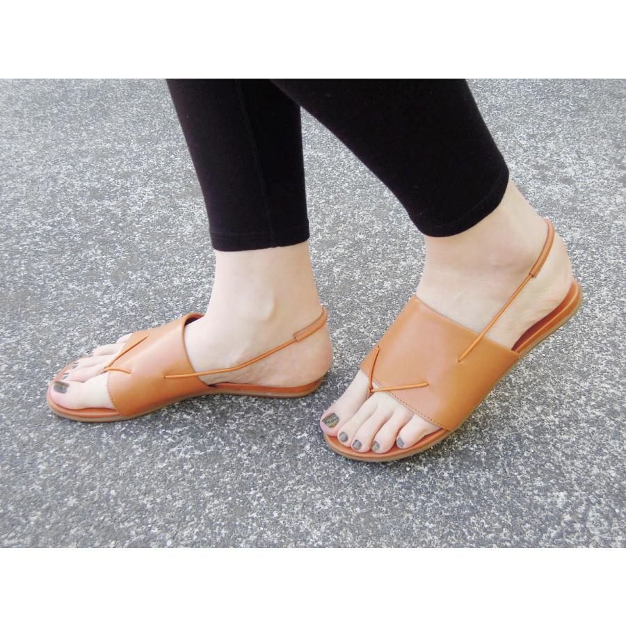BARI 20%OFF レザートングフラットサンダル レディース タン BARI 20%OFF レザートングフラットサンダル レディース タン
