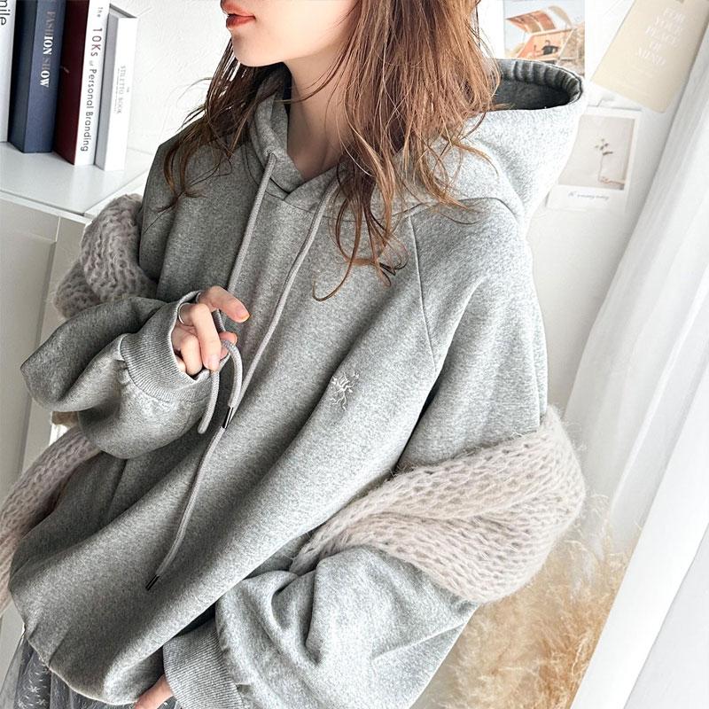 VIVIENNE TAM 黒 鯉刺繍 半袖トップス パーカーセット VIVIENNE TAM 黒 鯉刺繍 半袖トップス パーカーセット 鯉刺繍】T