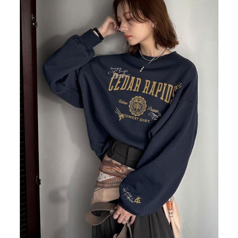 【 クラシカルエルフ classical elf 】スウェット レディース トップス 今っぽ カジュアル エンブレム 風 らくがき 刺繍 入り フロッキー プリント 裏起毛 | classicalelf | 13