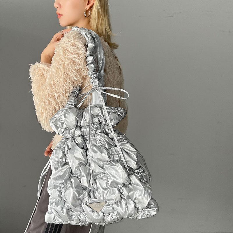 【mily bilet】 バッグ トートバッグ レディース リボン ドロスト キルティング 巾着 2way コンフォートバッグ シャイニー ギャザー シャーリング | classicalelf