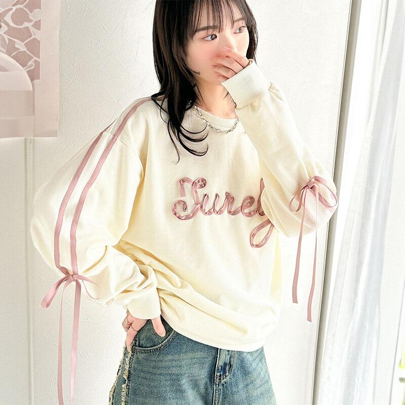 【mily bilet】トップス スウェット レディース トレーナー サテンリボン ロゴ サイドシャーリング 大人 可愛い ゆるっと カジュアル フェミニン | classicalelf