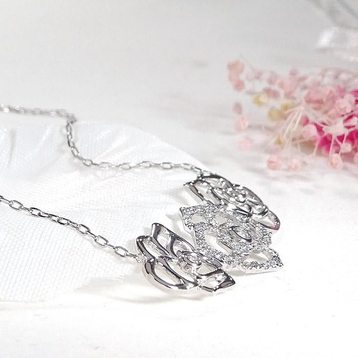 Pt900 0.30ct ダイヤモンド 薔薇モチーフ ペンダント 送料無料 バラ ネックレス ローズ プラチナ PT 人気 花 フラワー Rose ローズ クラシックチェス CSN00252の画像