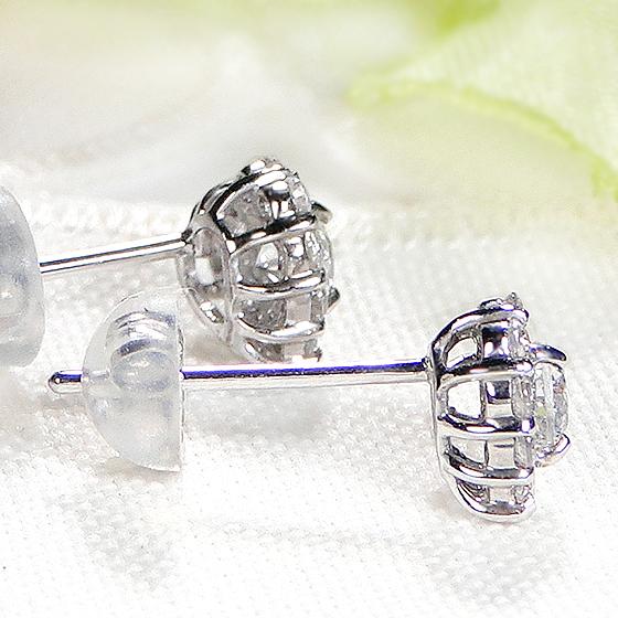 Classic CHESS Pt900 0.34ct ダイヤモンド ハート ピアス Classic CHESS Pt900 0.34ct ダイヤモンド ハート ピアス