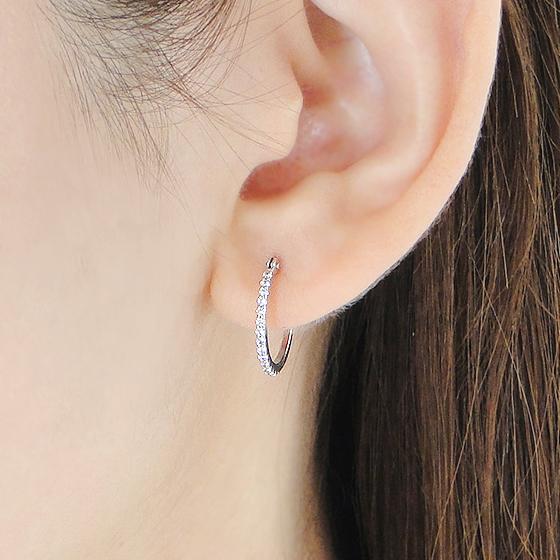 K18WG 0.16ct ダイヤモンド フープ ピアス ダイヤ レディース 簡単 遮断式 人気 18金 18k ホワイト ゴールド 可愛い 輪 CSP00056-18Wの画像