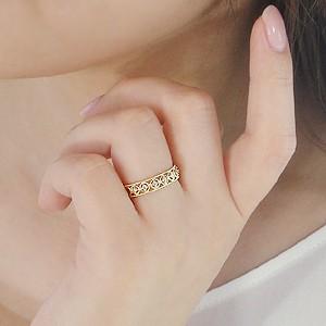 USAヴィンテージ♡ダイヤカットのクリーマー♡ミルクガラス♡未使用♪ Classic CHESS（クラシックチェス） イエローゴールド ミル打ち