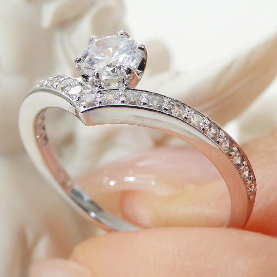 Pt950 ダイヤモンド V字 中石 0.3ct リング 0.55ct リング 送料無料 人気 0.3カラット プラチナ 結婚 婚約 指輪 ウェーブ v V 一粒 1粒 CSR0351-ptの画像