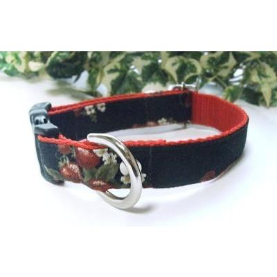 【30％OFF】【いちご畑：ブラック】S　犬　首輪＆リードセット |  | 01