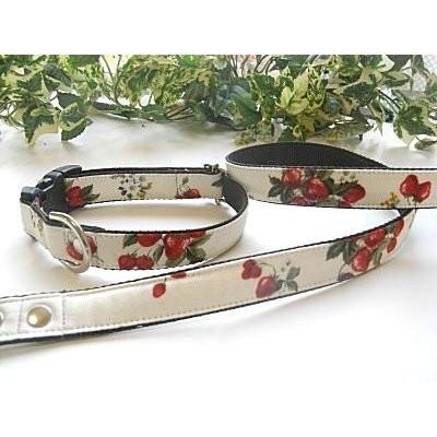 【30％OFF】【いちご畑：ホワイト】M　犬　首輪＆リードセット |  | 02