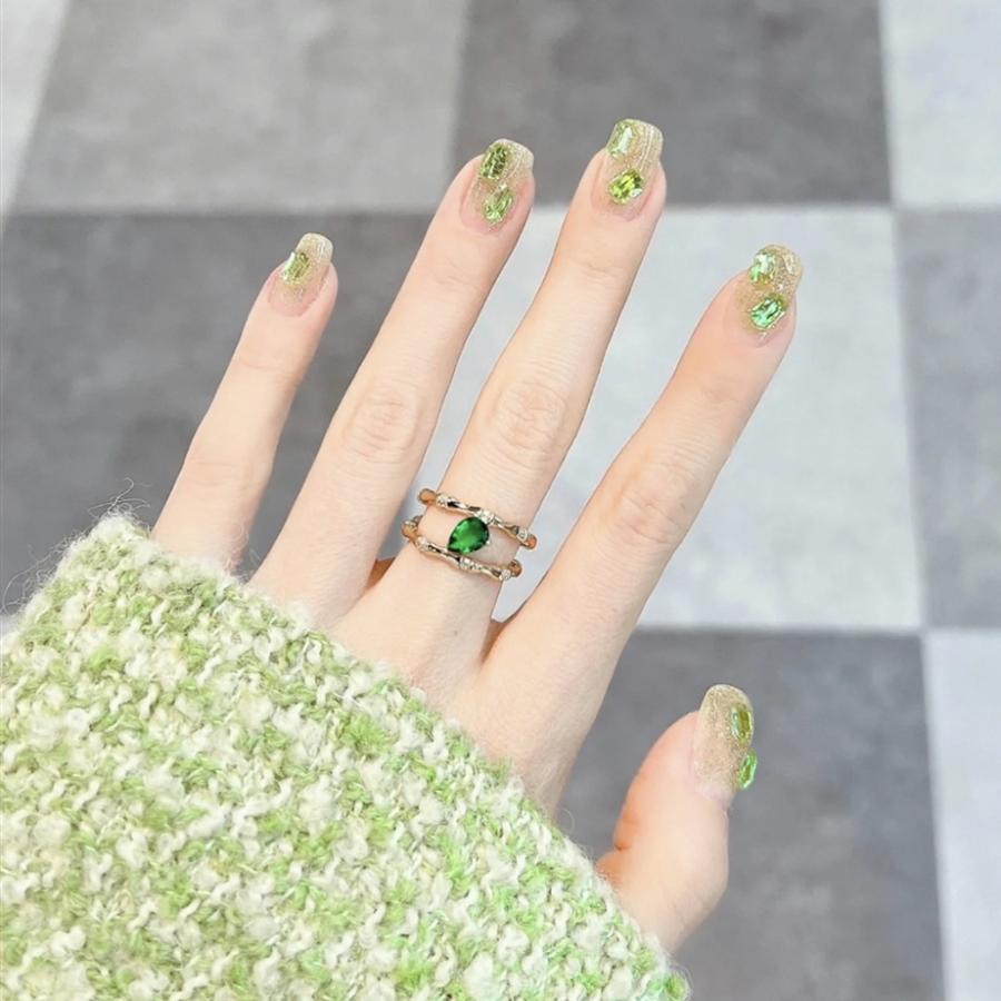 ネイルチップ ショート グミシール付き 韓国 ブライダル 華やか キラキラ グリッター ストーン シンプル つけ爪 成人式 卒業式 前撮り 二次会 |  | 12