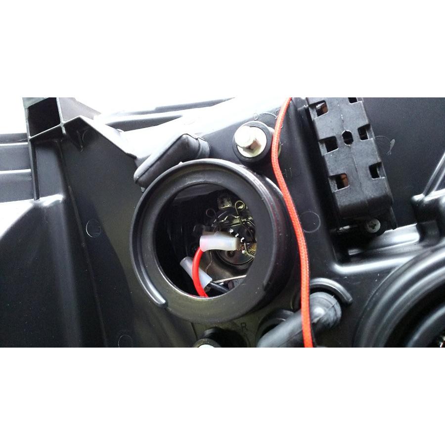 200系ハイエース4型/5型/6型/7型/8型/9型対応 流れるウインカー機能 ！プロジェクターヘッド インナーBK ハロゲン車用 CHT-17 |  | 14